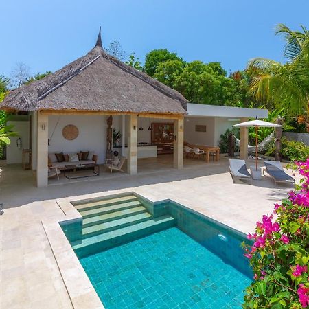 Villa Rasa Senang, With Private Cook And Pool Karangasem Zewnętrze zdjęcie