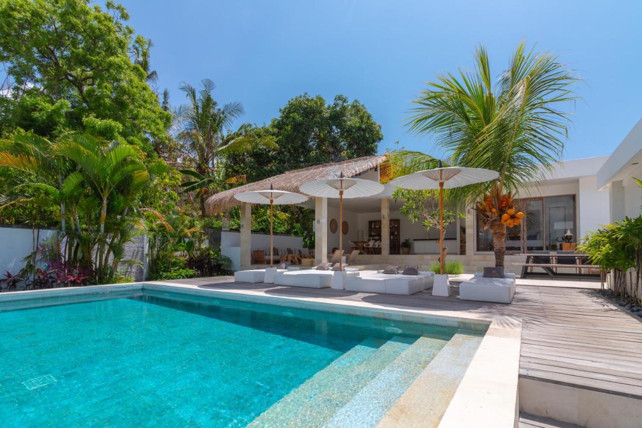 Villa Rasa Senang, With Private Cook And Pool Karangasem Zewnętrze zdjęcie