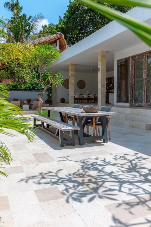 Villa Rasa Senang, With Private Cook And Pool Karangasem Zewnętrze zdjęcie